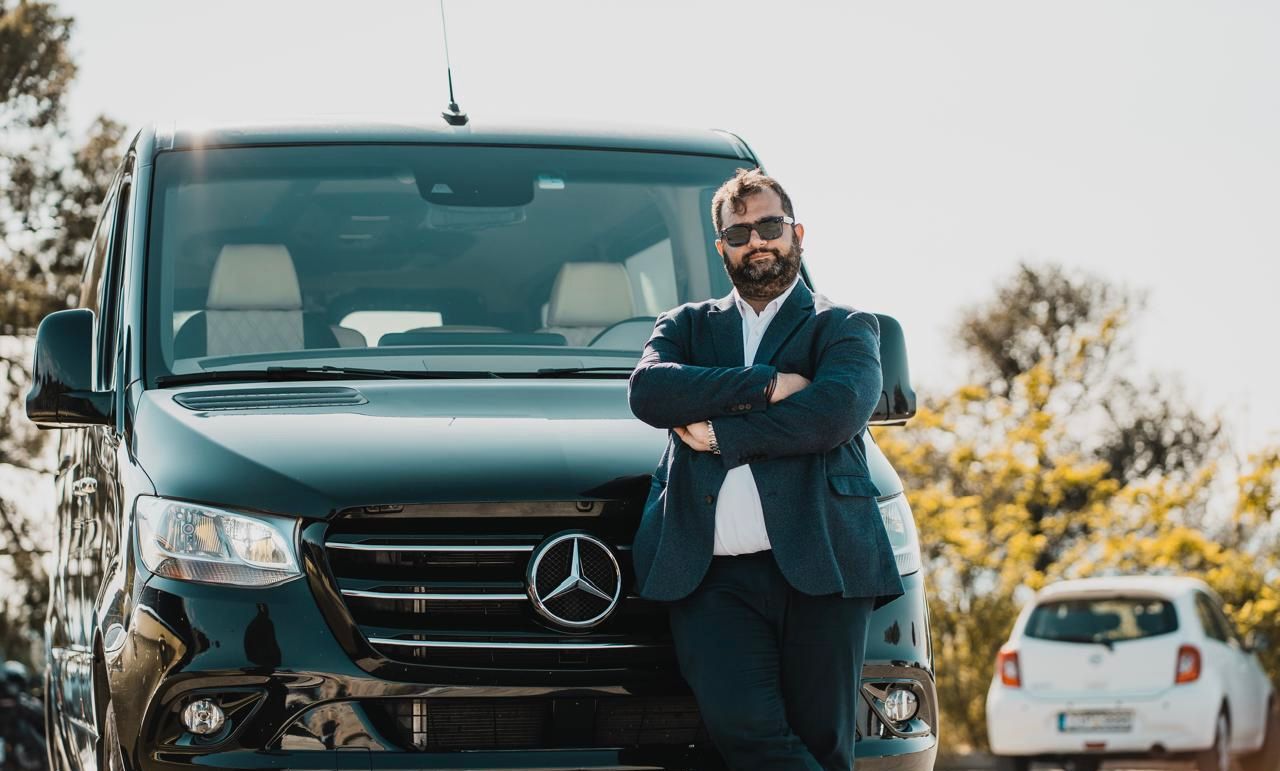 Business_&_Executive_Transportation